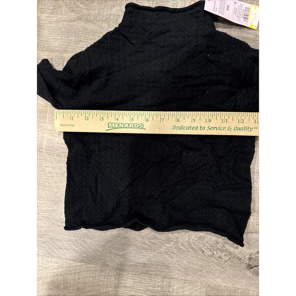 Wild Fable Black Pointelle Eyelet Mock Neck Crop Sweater XXS NEW Cute - Picture 4 of 6